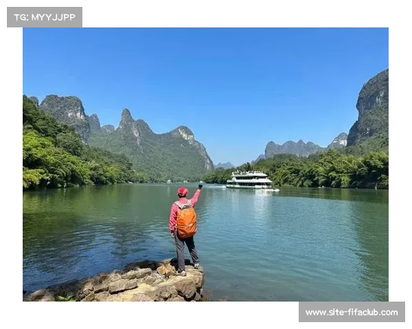 广西龙脊梯田至阳朔骑行：漓江徒步与遇龙河漂流体验